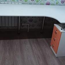 Угловой письменный стол для двоих Колор 58 BMS